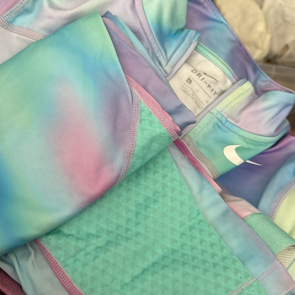 NIKE FIT GIRLS DOPE PASTEL SUIT - Picture 3 of 3